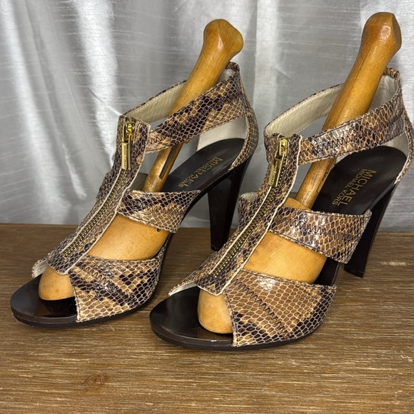 Michael Michael Kors Stiletto Snakeskin Print Leather Zip Peep Toe Women’s 8.5M - Picture 2 of 9